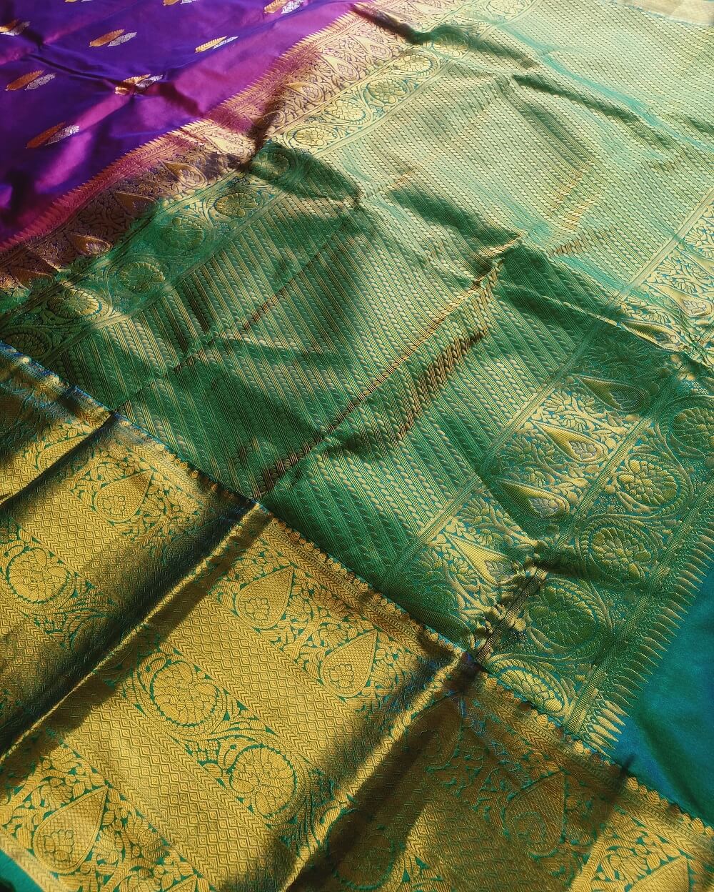 Kanchipuram / Kanjivaram Silk Saree Purple With Big Border - Image 3