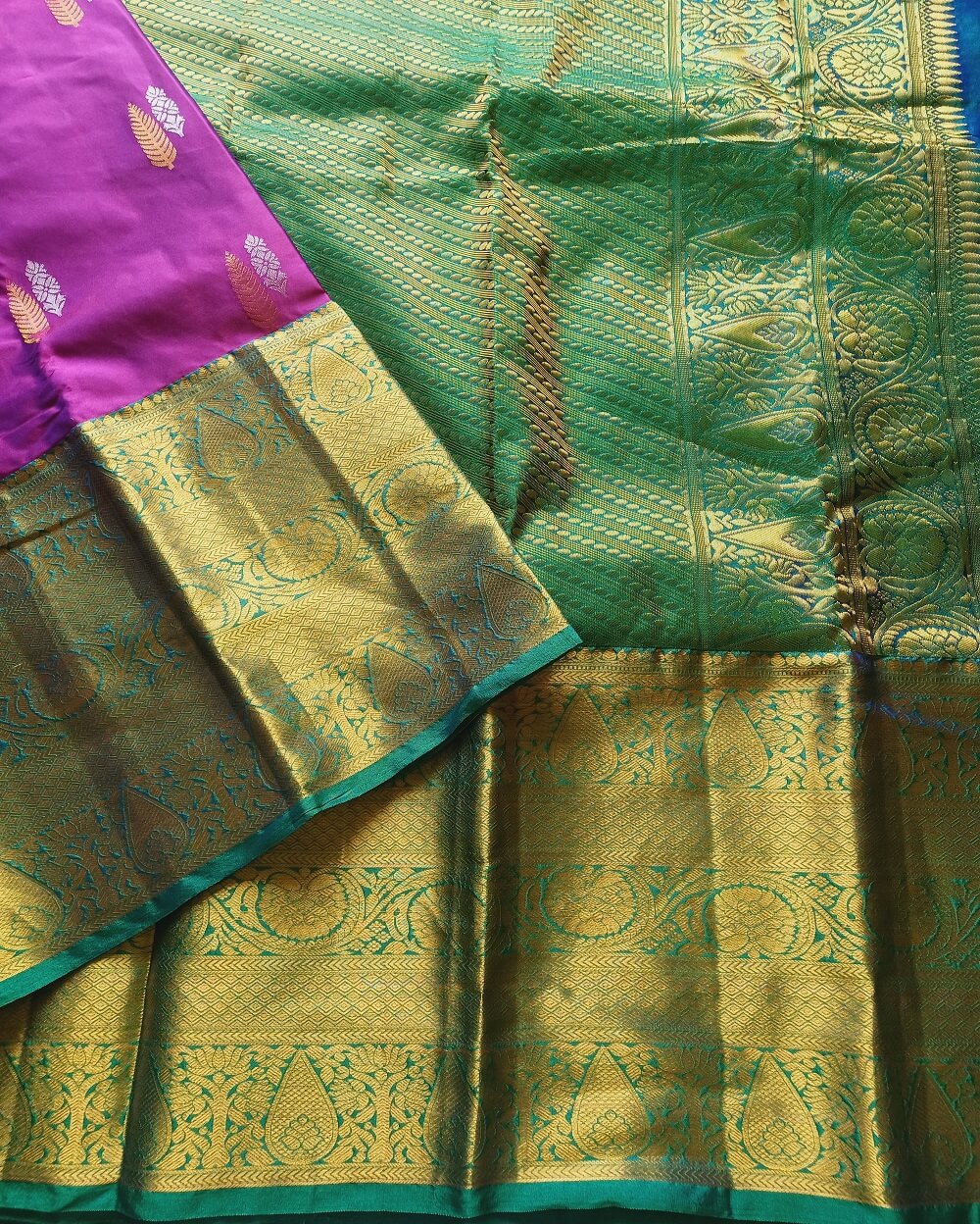 Kanchipuram / Kanjivaram Silk Saree Purple With Big Border - Image 4
