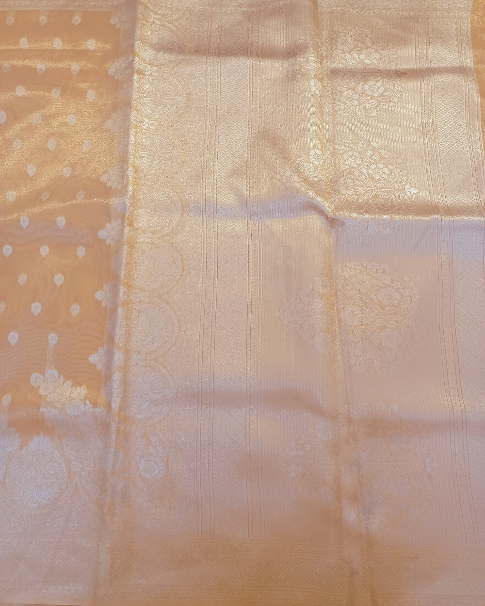 Linen Saree Light Peach With Silver Zari Work - Image 4