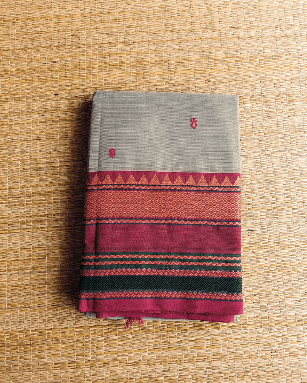 Kanchi Cotton Saree Ash Grey With Pink Border - Image 5