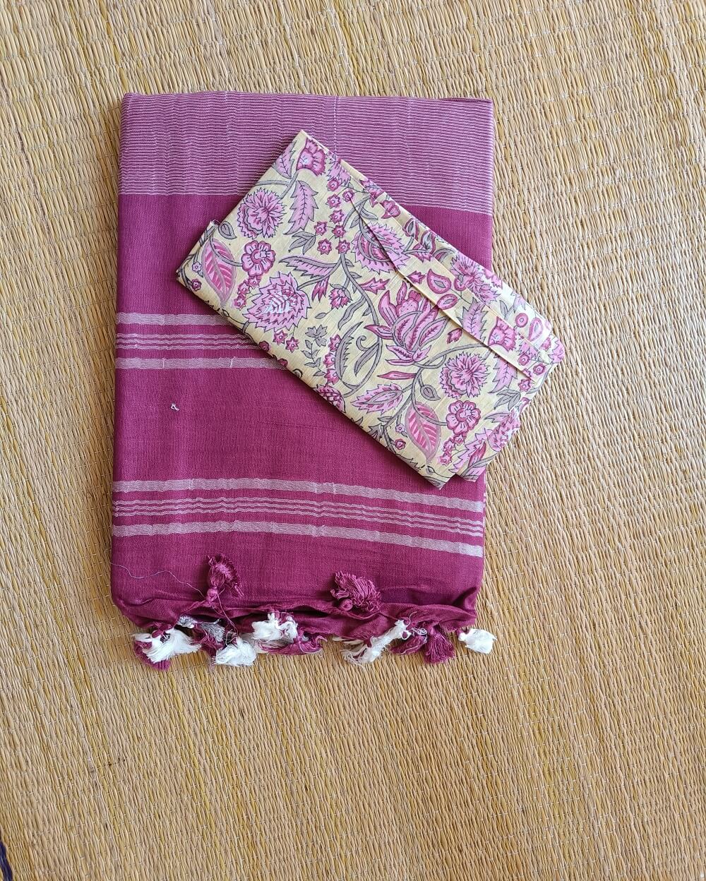 Dark Pink Linen saree with mul mul cotton blouse piece - Image 5