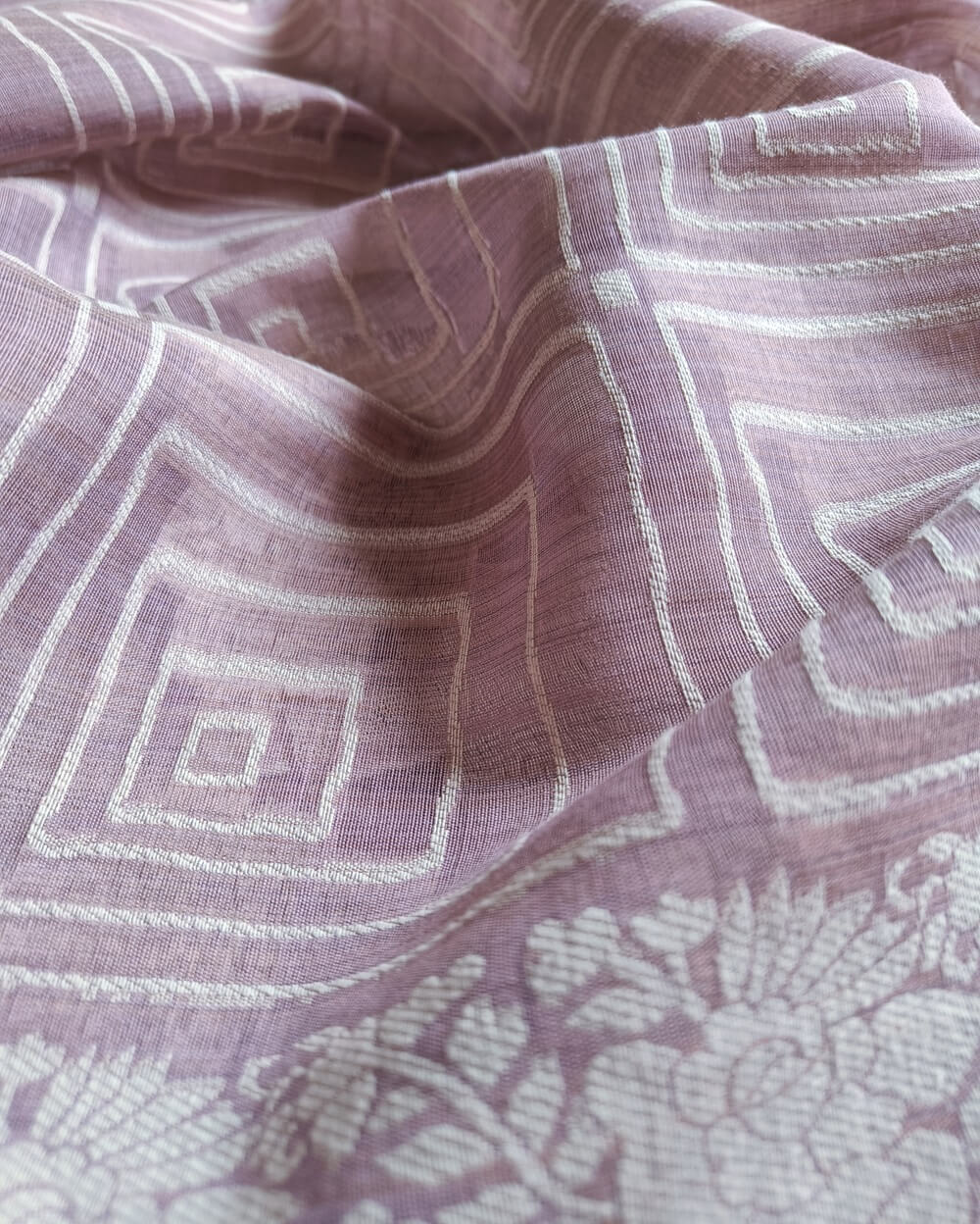 Light Laveder Linen Saree with Mul Mul Cotton - Image 7