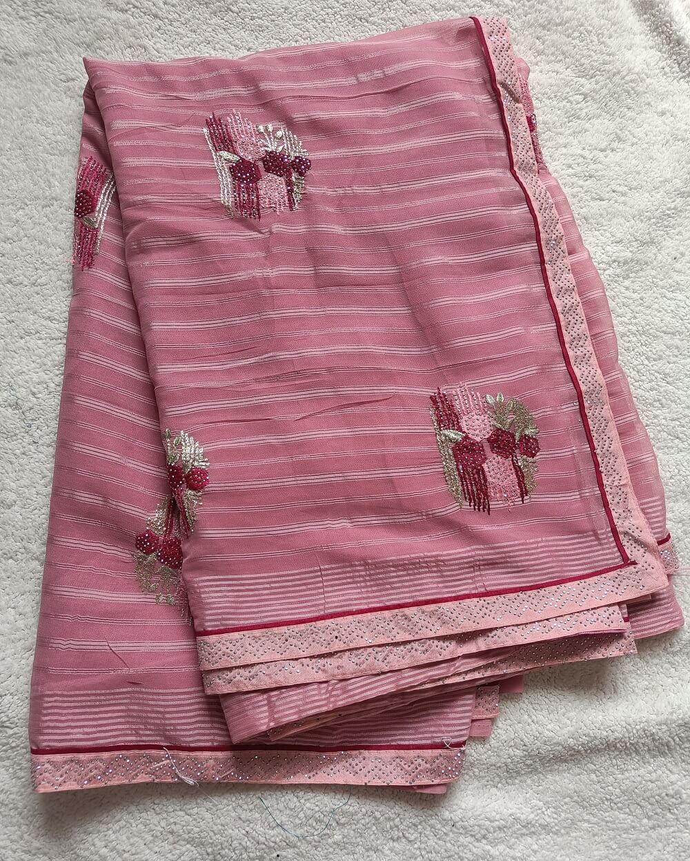 Georgette Saree Light Pink With Swarovski work & Embroidery - Image 4