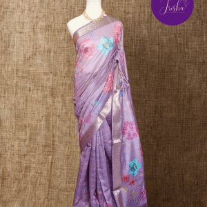 Chanderi Saree silk cotton in Pleasant Light Lavender with soft digital prints , pallu filled with floral printed patterns. These sarees have a very elegant silver border with floral motifs. Saree comes with a blouse piece in small floral prints. Texture is Very soft and has a slight shine .Easy to drape and will stay as it is.